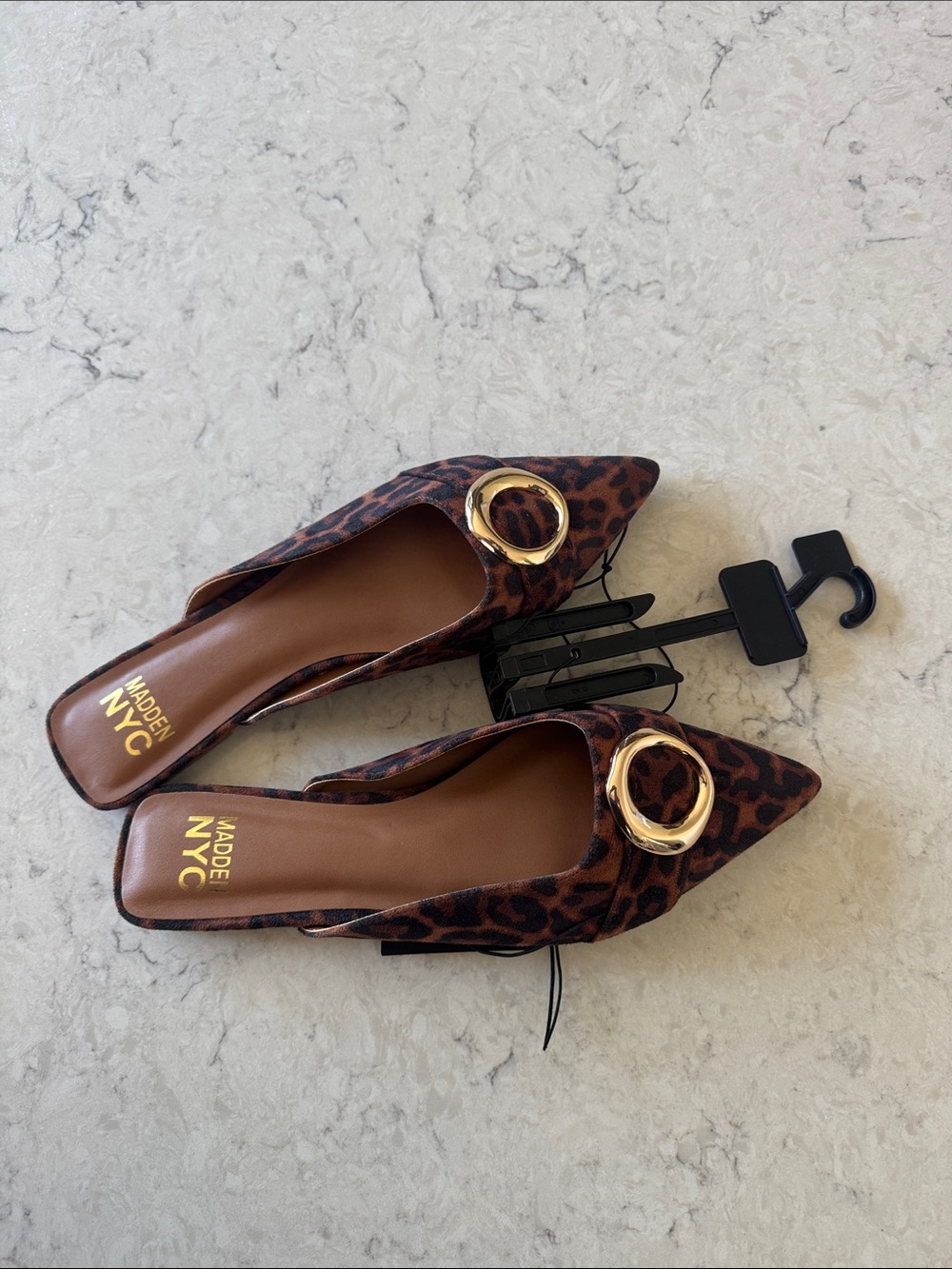 NWT MADDEN NYC Leopard Print Pointed Toe Mules with Gold Accent women’s 9 - Picture 6 of 6
